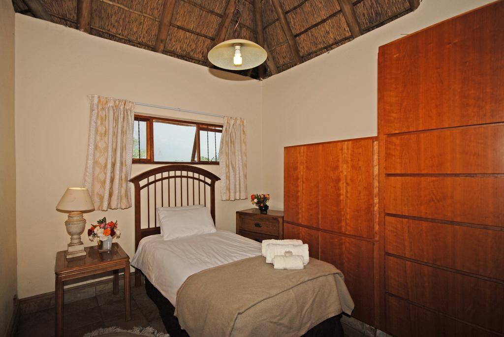 Hoopoe Haven Guest House Chartwell Buitenkant foto