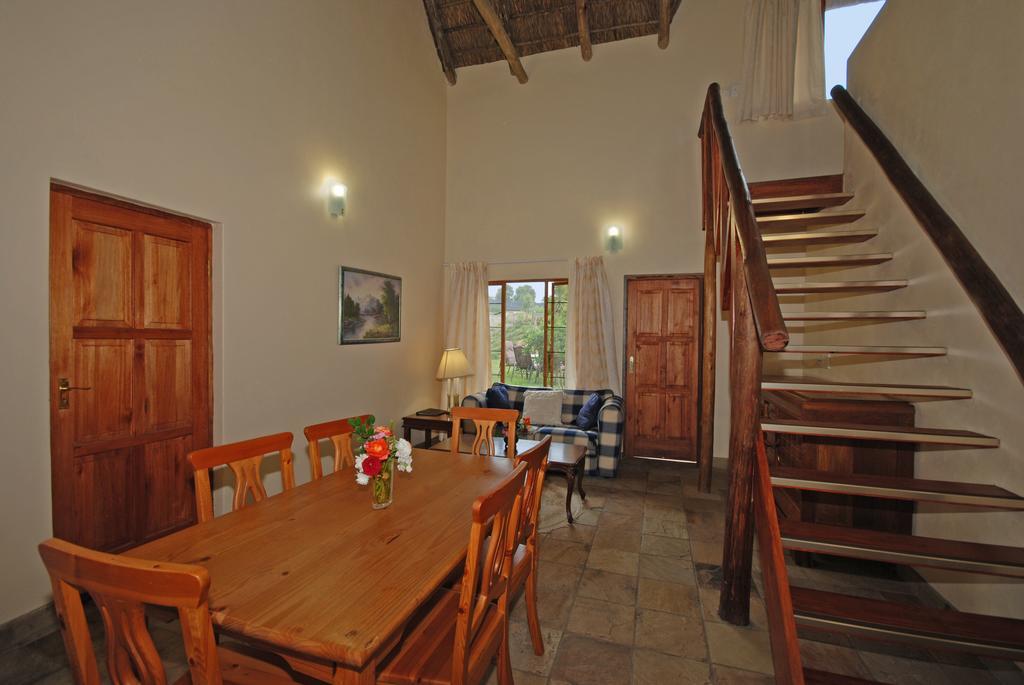 Hoopoe Haven Guest House Chartwell Buitenkant foto